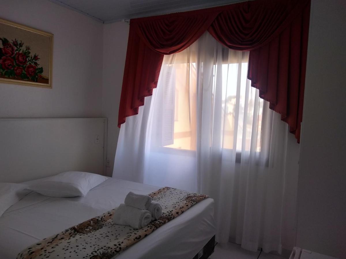 Отель Hospedagem E Aconchego Na Serra Gaucha Бенту-Гонсалвис Экстерьер фото